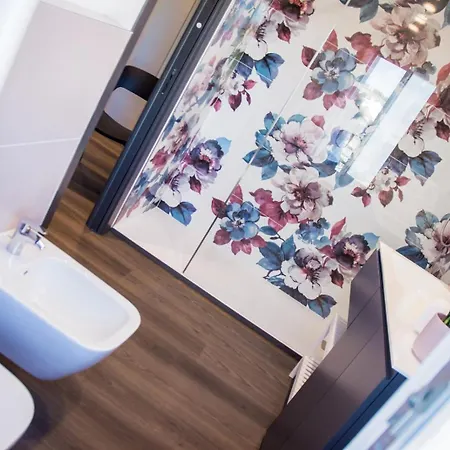 Ninary A Due Passi Dal Centro Storico * Alba (Piedmont)