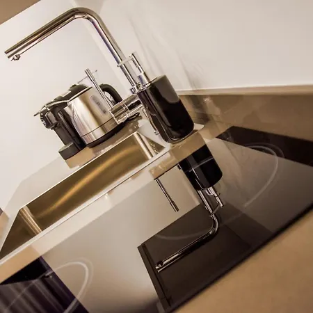 Apartamento Ninary A Due Passi Dal Centro Storico Alba (Piedmont)