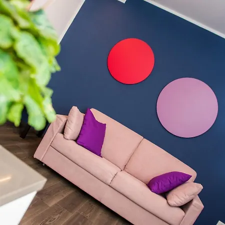 Ninary A Due Passi Dal Centro Storico Alba (Piedmont)