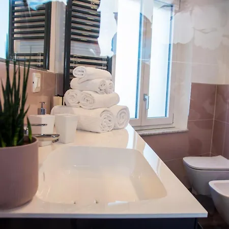 Apartamento Ninary A Due Passi Dal Centro Storico *