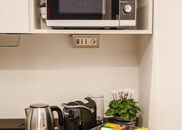 Ninary A Due Passi Dal Centro Storico Lägenhet