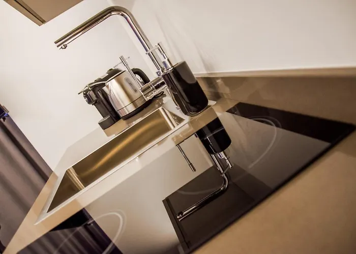 Lägenhet Ninary A Due Passi Dal Centro Storico Alba (Piedmont)