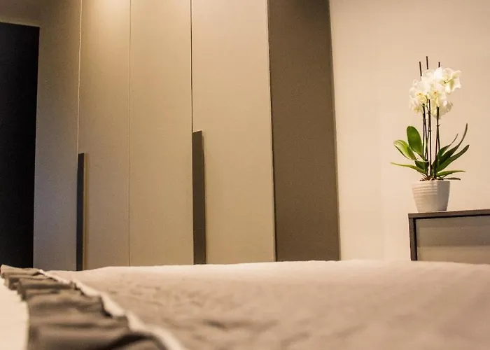 Ninary A Due Passi Dal Centro Storico Lägenhet