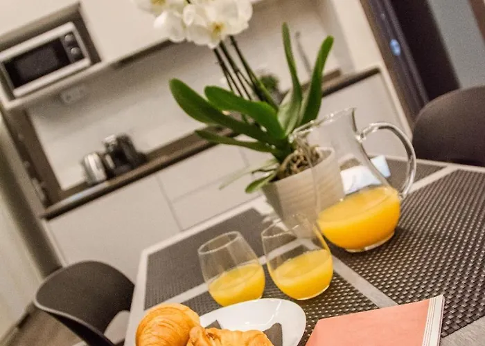 Ninary A Due Passi Dal Centro Storico Lägenhet Alba (Piedmont)