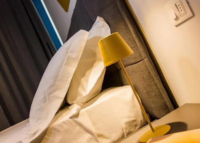 Ninary A Due Passi Dal Centro Storico Lägenhet